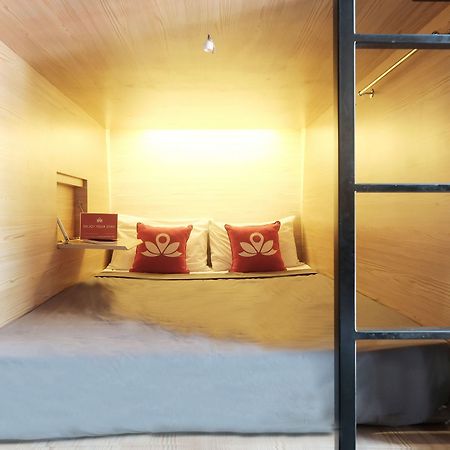 Juanda Airport Hostel Gedangan ภายนอก รูปภาพ