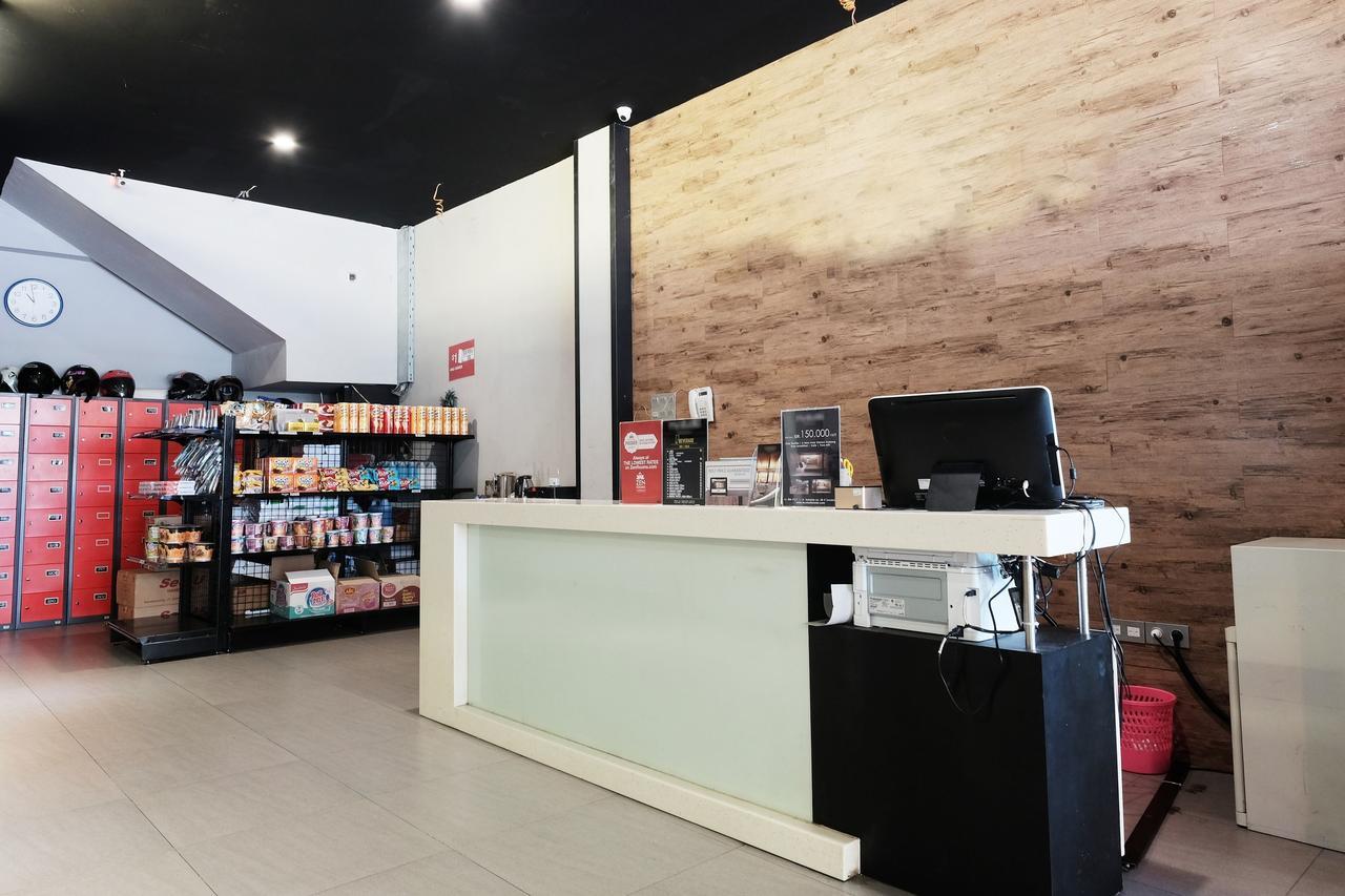 Juanda Airport Hostel Gedangan ภายนอก รูปภาพ