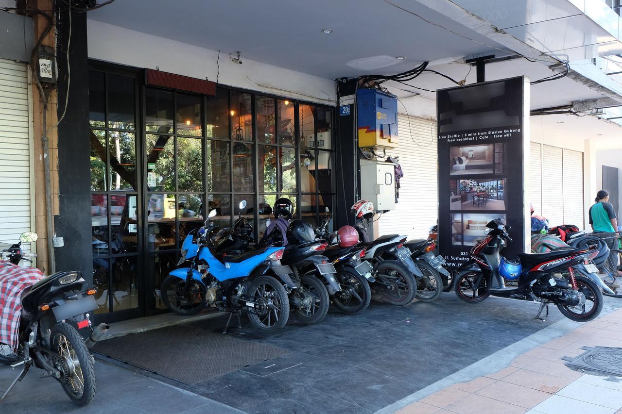 Juanda Airport Hostel Gedangan ภายนอก รูปภาพ